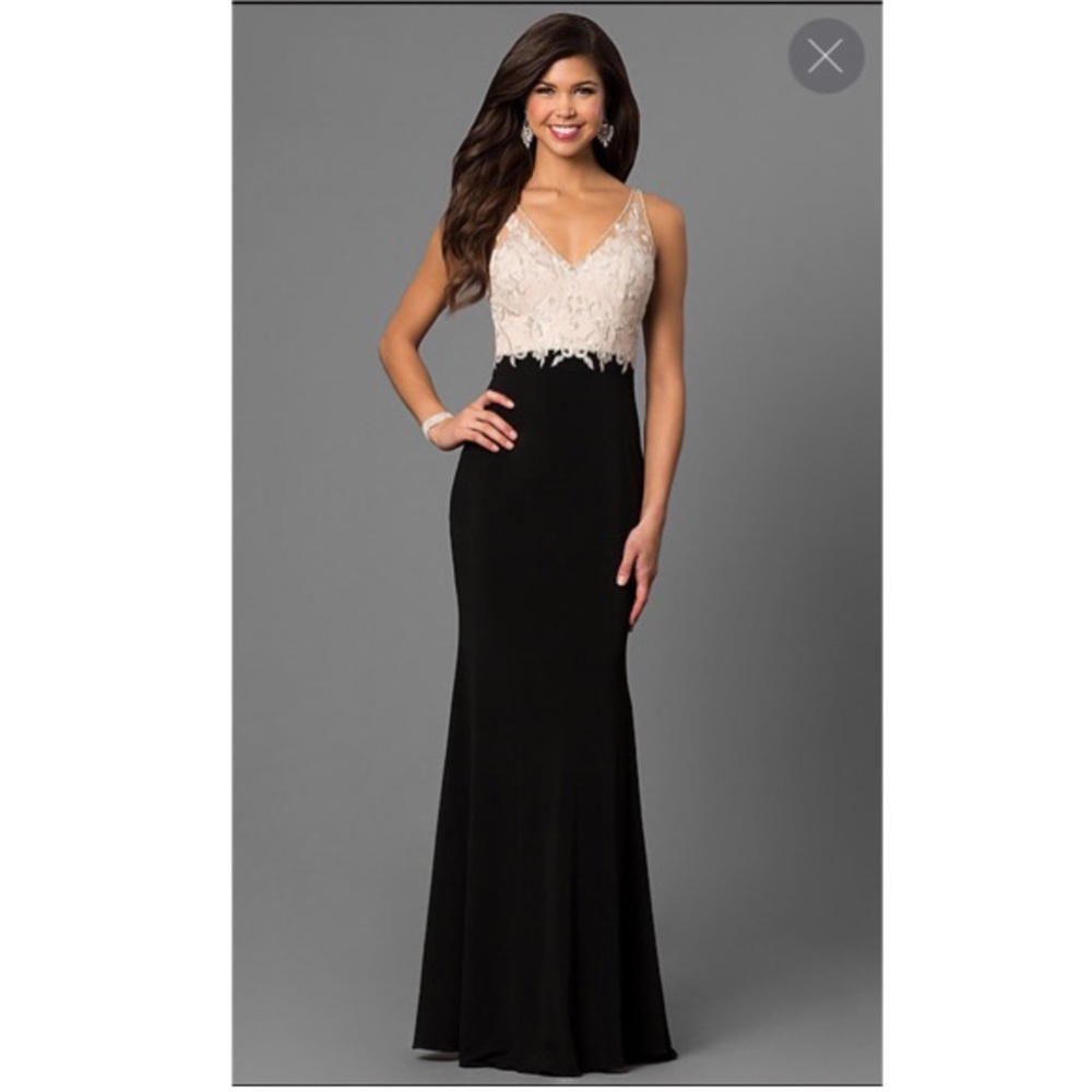 Nina Canacci Open-Back Prom Dress